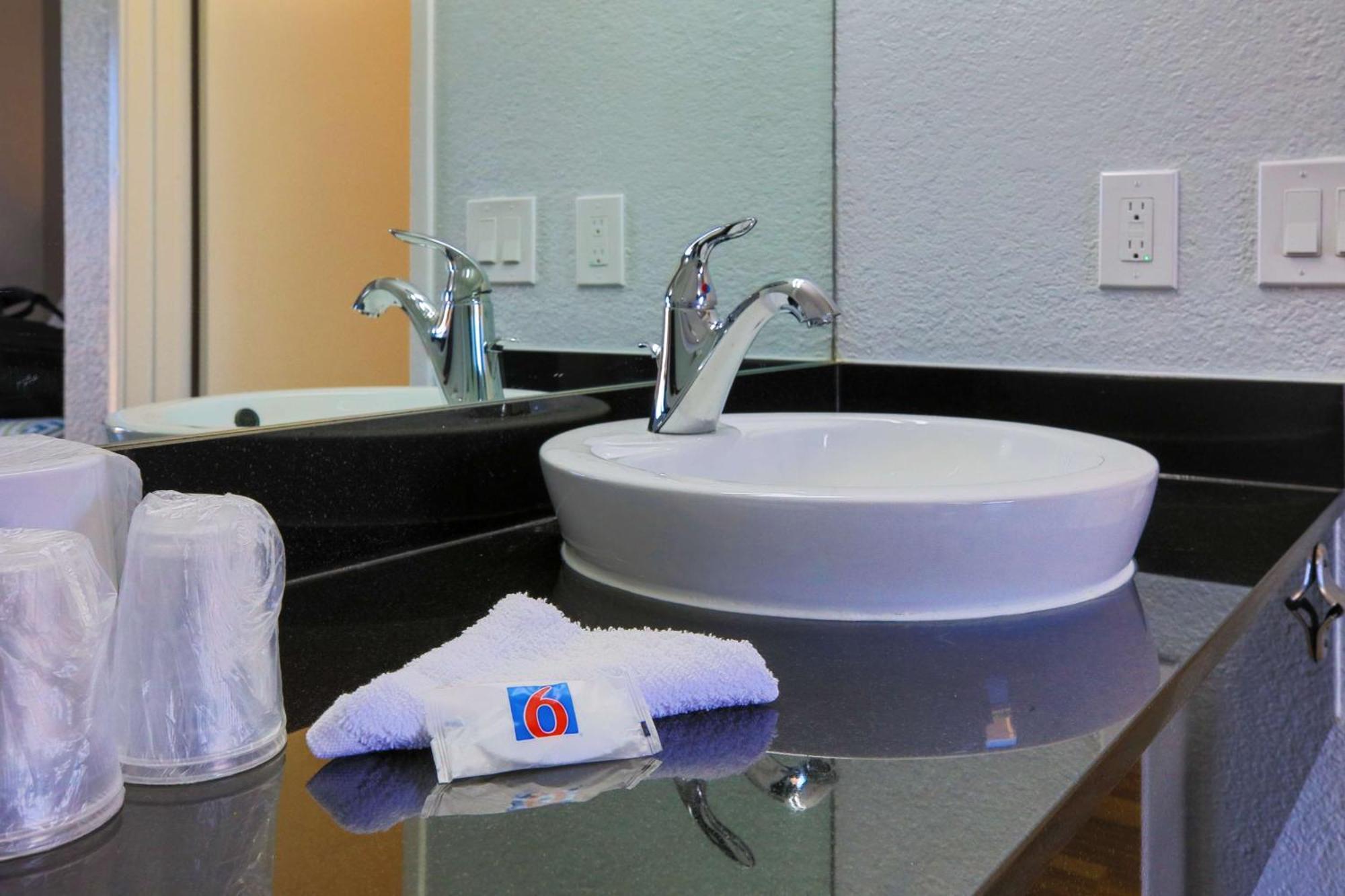 Motel 6-Sacramento, Ca - North Dış mekan fotoğraf